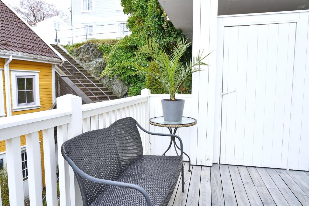 Victoriagarden- Losji Hotel Grimstad  Exterior foto